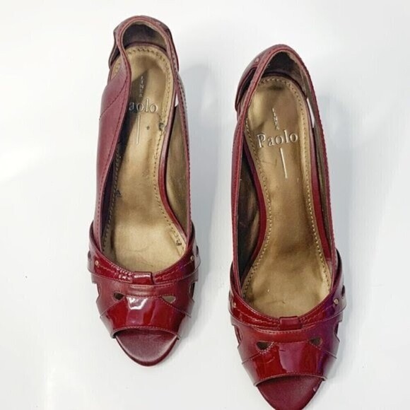 Linea Paolo Red Leather Cutout Cushioned Footbed High Pumps Heels - Picture 1 of 13